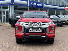 Mitsubishi L200 DI-D DC Barbarian 