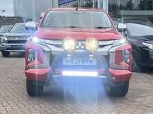 Mitsubishi L200 DI-D DC Barbarian 