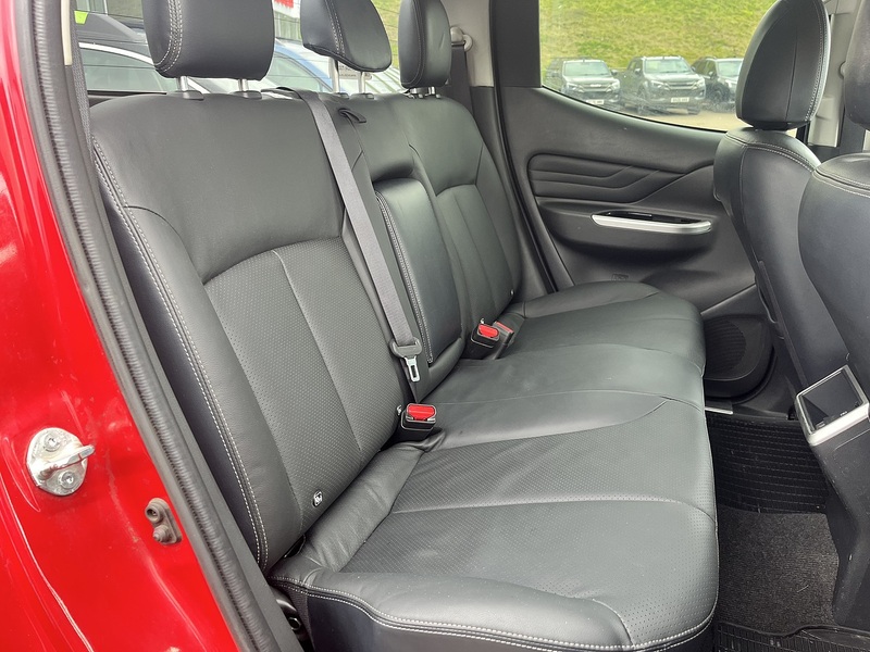Mitsubishi 2.2 DI-D DC Barbarian Pickup Double Cab 4dr Diesel Manual 4WD Euro 6 (s/s) (150 ps)