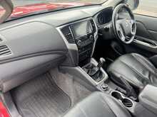 Mitsubishi L200 DI-D DC Barbarian 