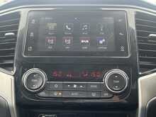Mitsubishi L200 DI-D DC Barbarian 