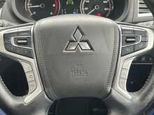 Mitsubishi L200 DI-D DC Barbarian 