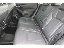 Subaru Forester i e-Boxer XE Premium 