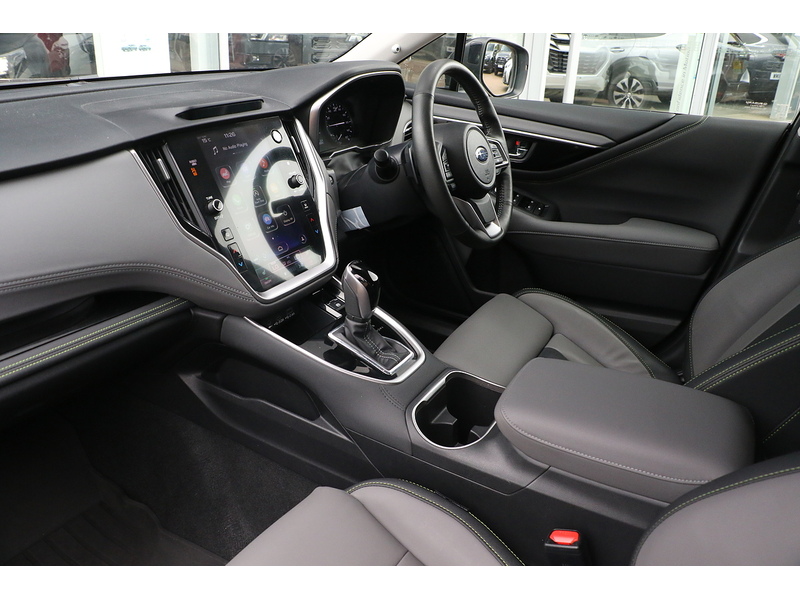 Subaru 2.5i Field Estate 5dr Petrol Lineartronic 4WD Euro 6 (s/s) (169 ps)