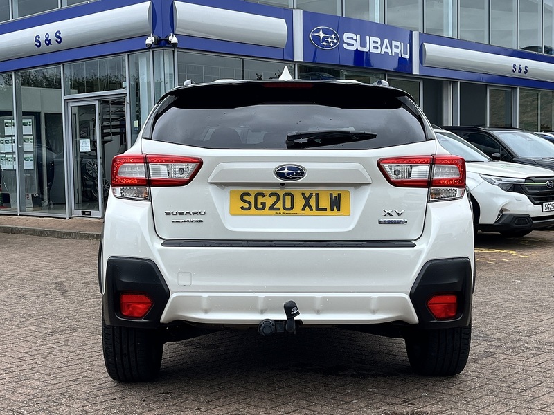 Subaru 2.0 i e-Boxer SE SUV 5dr Petrol Hybrid Lineartronic 4WD Euro 6 (s/s) (150 ps)
