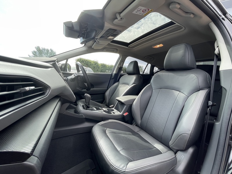 Subaru Crosstrek i e-Boxer Touring - U484