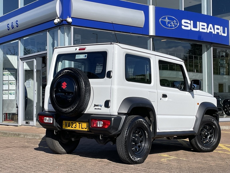 Suzuki Jimny  - U499