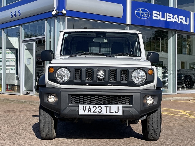 Suzuki Jimny  - U499