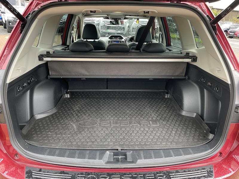 Subaru Forester i e-Boxer XE Premium - U500