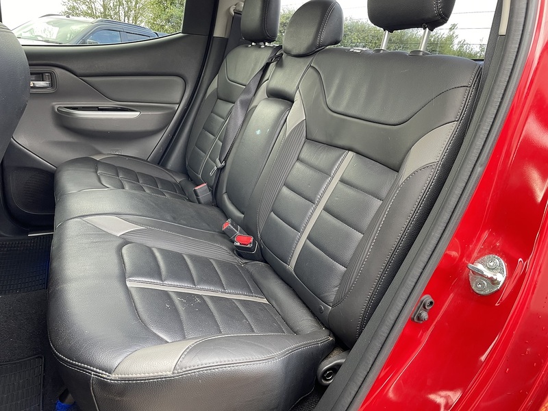Mitsubishi L200 DI-D DC Barbarian - U511