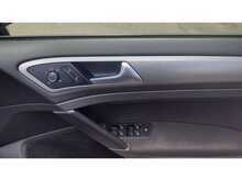 Volkswagen Golf TDI BlueMotion Tech SE 
