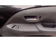 Toyota AYGO VVT-i x-play 