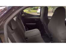 Toyota AYGO VVT-i x-play 