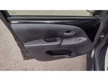 Toyota AYGO VVT-i x-play 