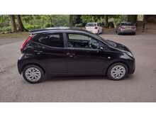 Toyota AYGO VVT-i x-play 