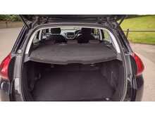 Peugeot 2008 BlueHDi Active 