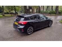 Ford Focus T EcoBoost ST-Line X 