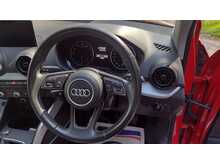 Audi Q2 TFSI SE 