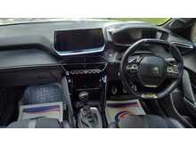 Peugeot 208 PureTech GT Line 