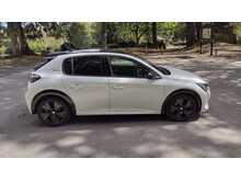 Peugeot 208 PureTech GT Line 