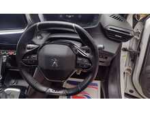 Peugeot 2008 BlueHDi GT 