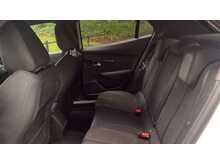 Peugeot 2008 BlueHDi GT 