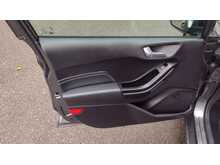 Ford Fiesta T EcoBoost MHEV Titanium X 