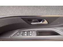 Peugeot 3008 BlueHDi GT Line Premium 