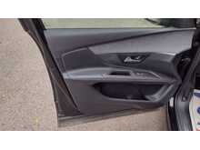 Peugeot 3008 BlueHDi GT Line Premium 