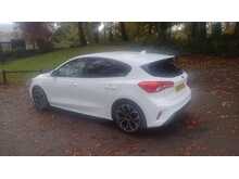 Ford Focus EcoBlue ST-Line X 