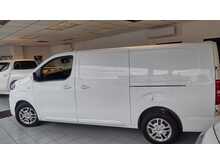 Vauxhall Vivaro Turbo D 2900 Sportive 