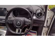 MG MG HS T-GDI Exclusive 