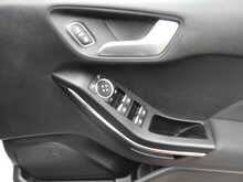 Ford Fiesta T EcoBoost Titanium 
