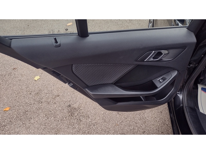 BMW 1 Series 116d SE - U5645