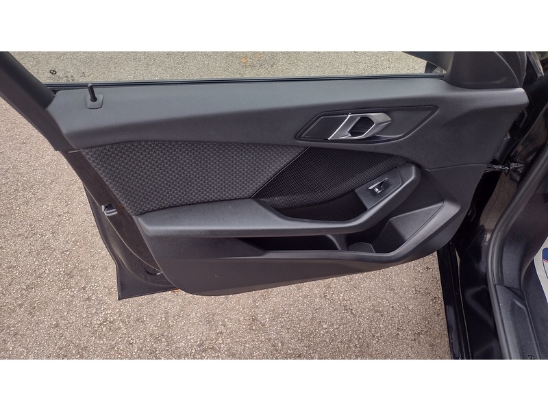 BMW 1 Series 116d SE - U5645