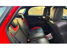 Ford Focus T EcoBoost ST-2 