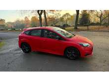 Ford Focus T EcoBoost ST-2 