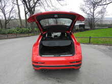 Audi Q3 TDI S line Edition 