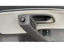 Volkswagen Polo TSI BlueMotion Tech SE Design 