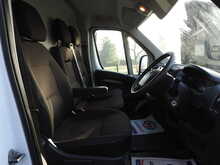 Vauxhall Movano CDTi 3500 2.2 CDTi 3500 BiTurbo Dynamic Panel Van 5dr Diesel Manual FWD L3 H2 Euro 6 (s/s) (165 ps) 