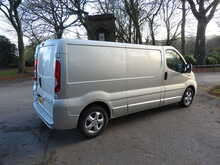 Vauxhall Vivaro 2900 CDTi Sportive 