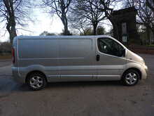 Vauxhall Vivaro 2900 CDTi Sportive 