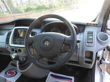 Vauxhall Vivaro 2900 CDTi Sportive 