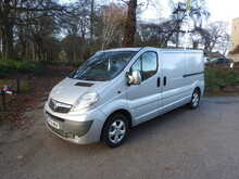 Vauxhall Vivaro 2900 CDTi Sportive 