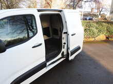 Toyota PROACE CITY BlueHDi Icon 