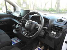 Toyota PROACE CITY BlueHDi Icon 