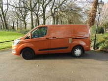 Ford Transit Custom 280 EcoBlue Trend 