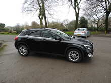 Mercedes-Benz GLA GLA200d SE 