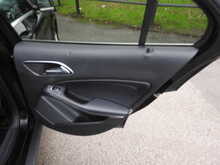 Mercedes-Benz GLA GLA200d SE 