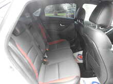 Hyundai i30 T-GDi Turbo 